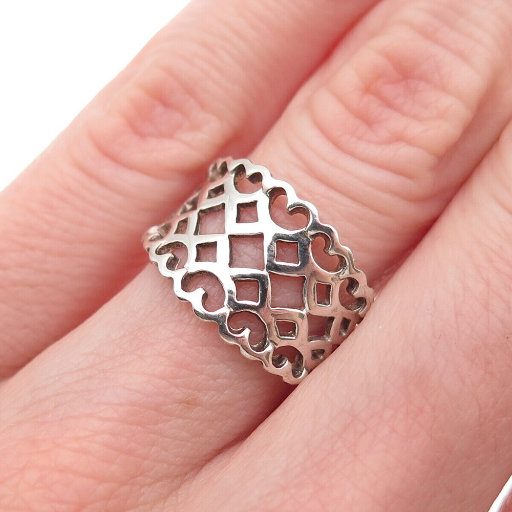 925 Sterling Silver Vintage Heart Ornate Ring Size 6.5